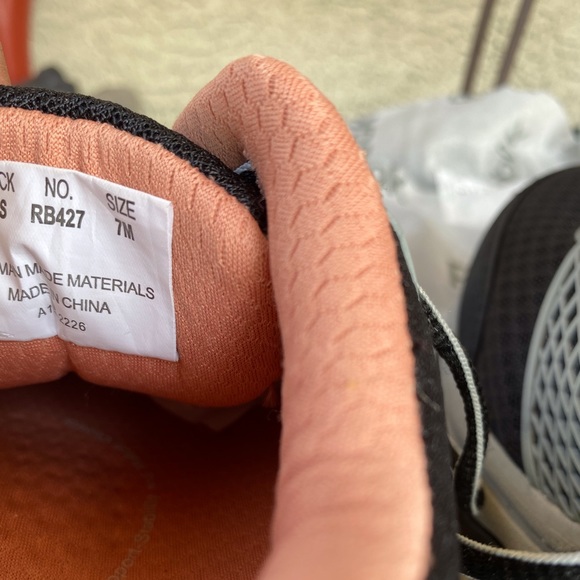 Work Reebok shoes - Picture 2 of 8